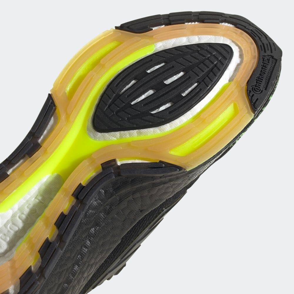 Giày Chạy Adidas Chính hãng - Ultraboost 22 Nam - Đen | JapanSport GX5915