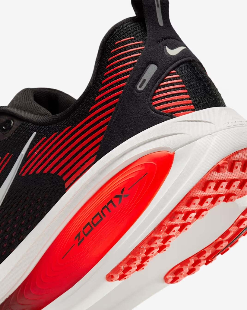 Giày Nike Chính Hãng - Vomero 18 - Màu Đen Đỏ | JapanSport HM6803-008