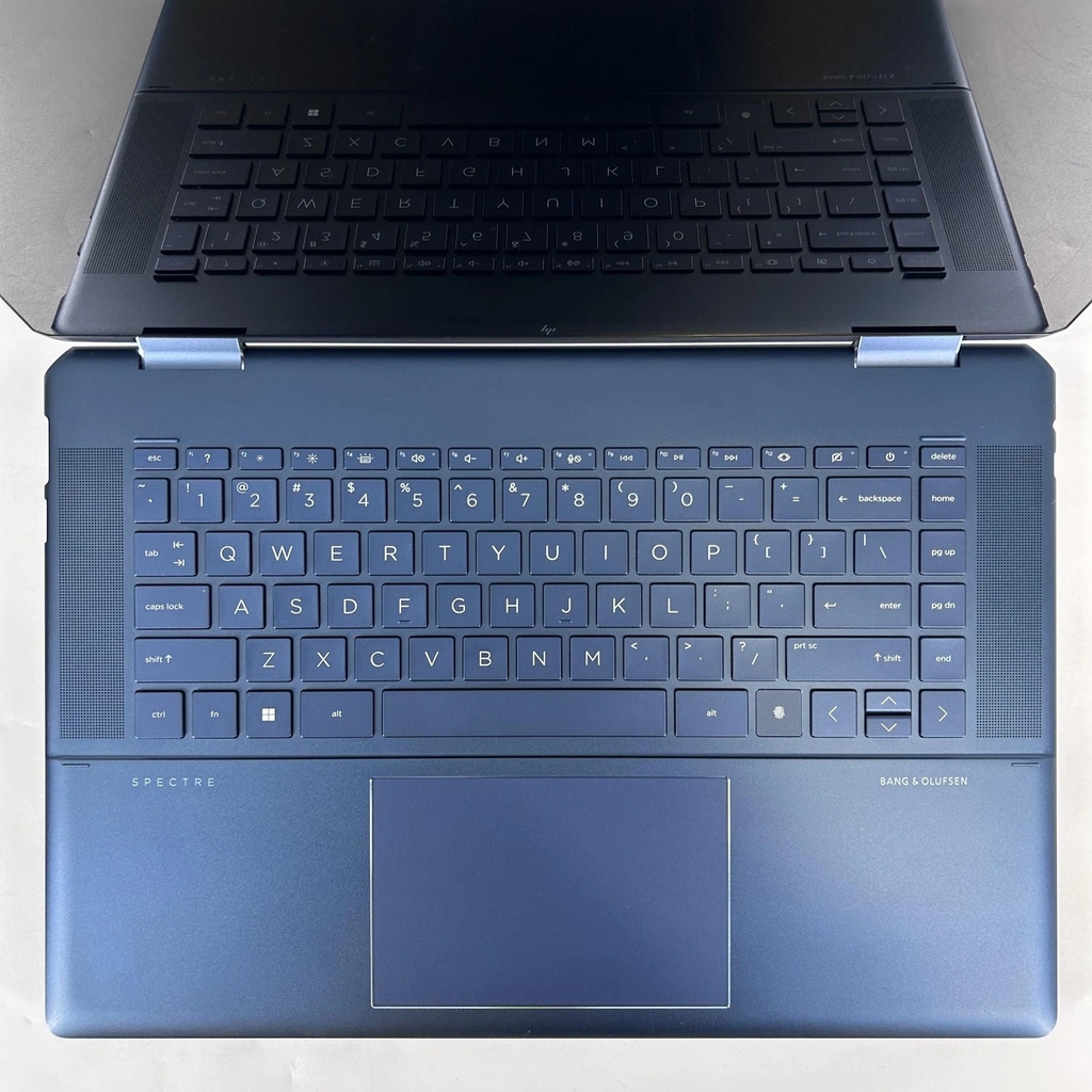 【Đã qua sử dụng】HP Spectre x360 2022 16 inch FHD+ TOUCH i7-12700H 2.3 GHz | 16GB | SSD 512GB - Màu xanh | JapanSport