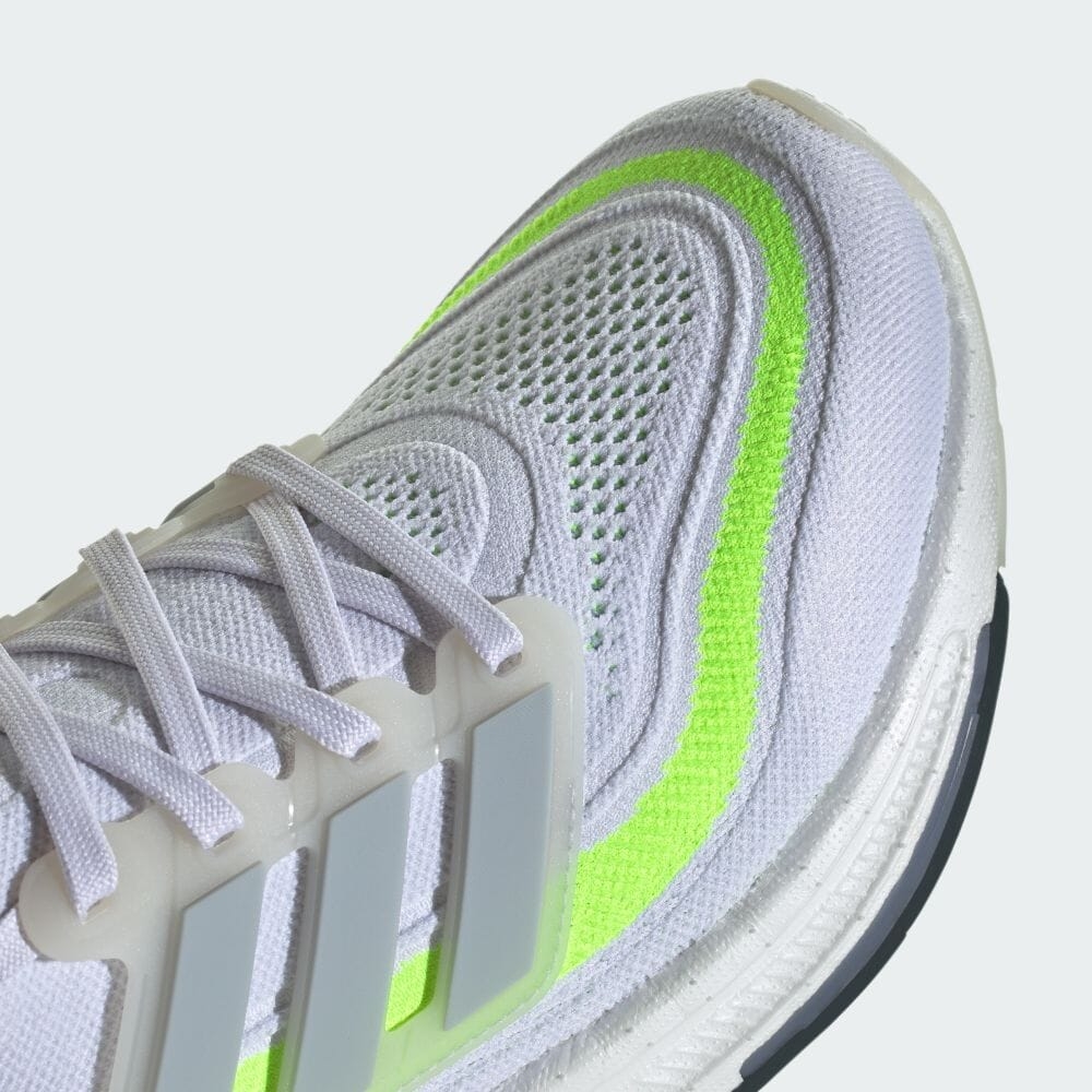Giày Adidas Nữ Chính Hãng - ULTRABOOST LIGHT - Trắng Xám | JapanSport IE1775