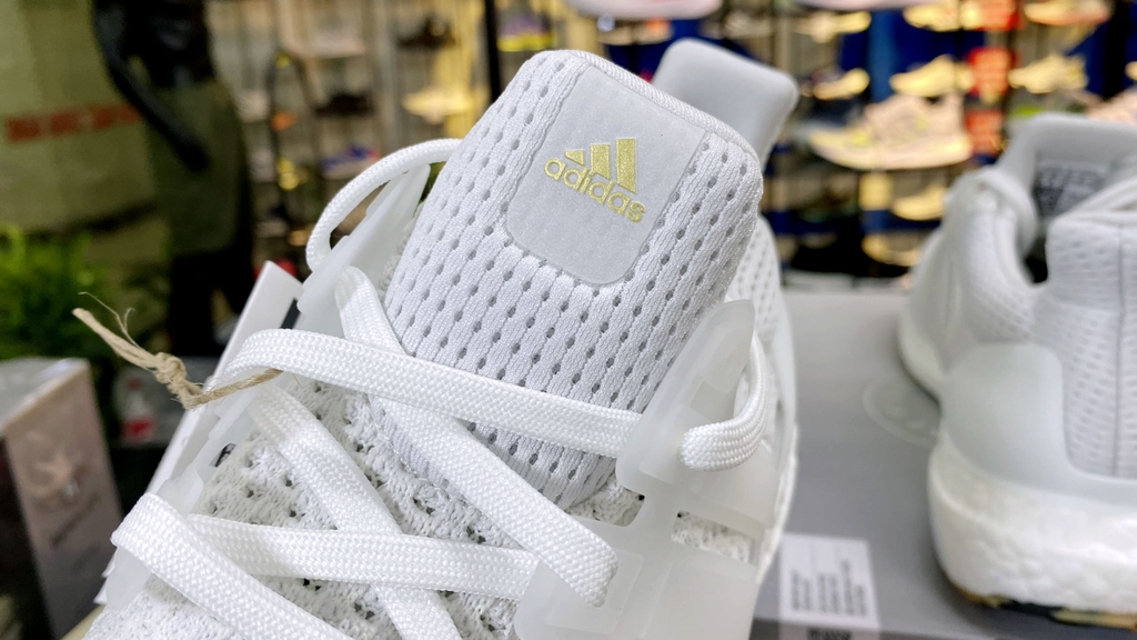 Giày Chạy Adidas Chính hãng - Ultraboost 1.0 DNA Nam - trắng | JapanSport GY9135