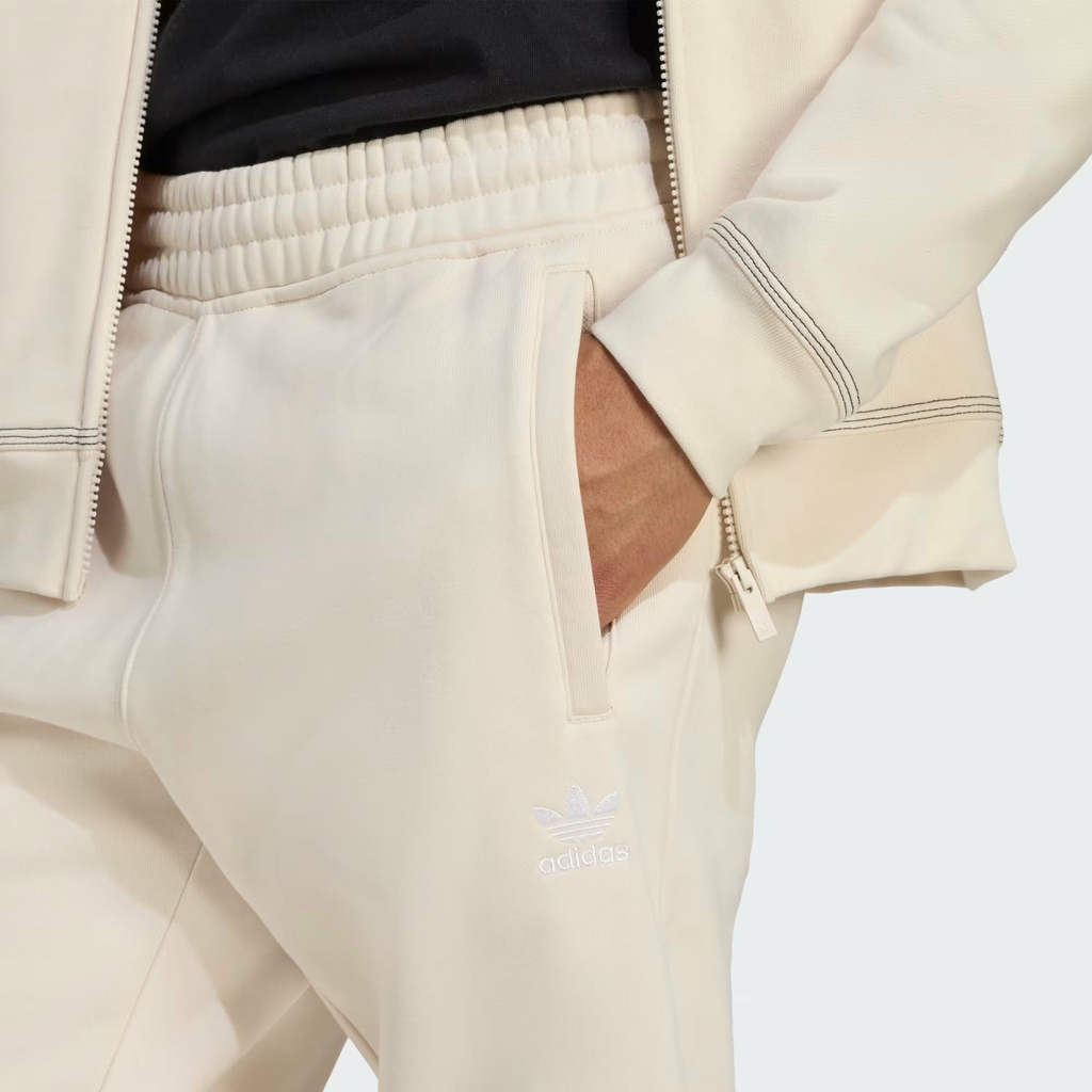 Bộ thể thao Adidas Chính Hãng - Trefoil Essentials Crew - Màu Be | JapanSport JW3526+KA0649