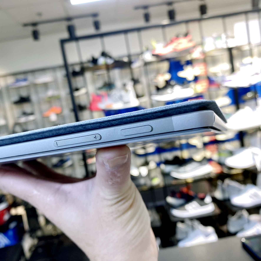【Đã qua sử dụng】Surface Pro 6 i5-8350U | 8GB | 128GB | PR6001 + Bàn Phím - Bạc |  JapanSport