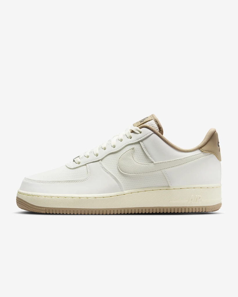 Giày Nike Nữ Chính Hãng - Air Force 1 '07 LX - Màu Trắng | JapanSport FZ5225-100