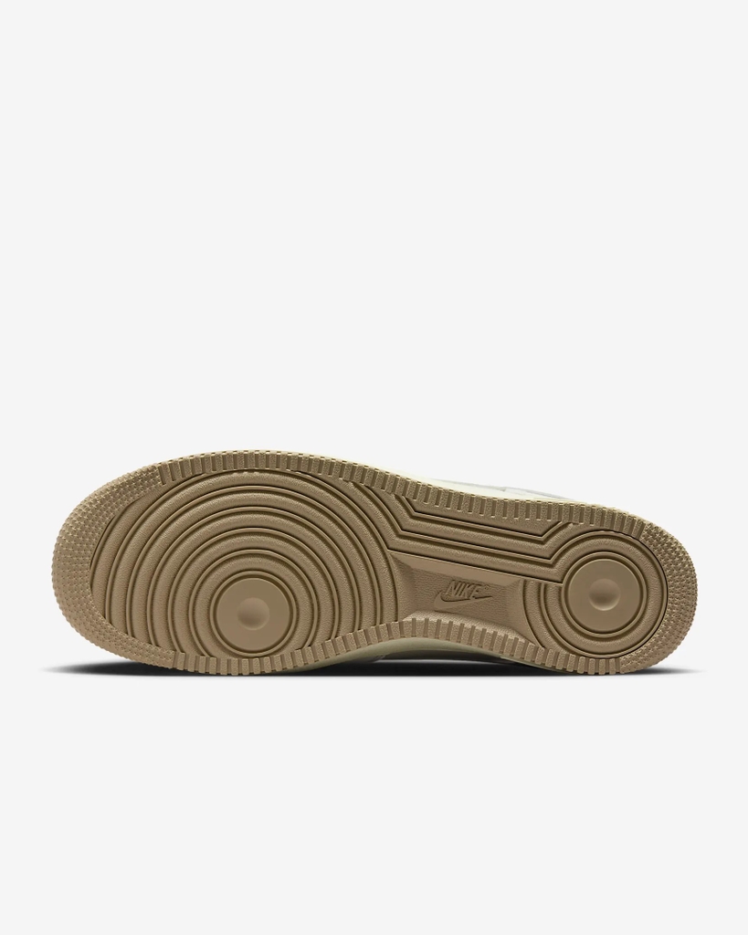 Giày Nike Nữ Chính Hãng - Air Force 1 '07 LX - Màu Trắng | JapanSport FZ5225-100