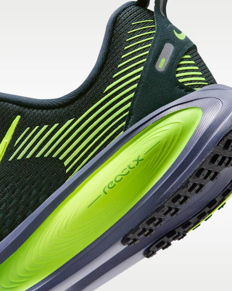 Giày Nike Chính Hãng - Vomero 18 - Màu Xanh | JapanSport HQ2157-300