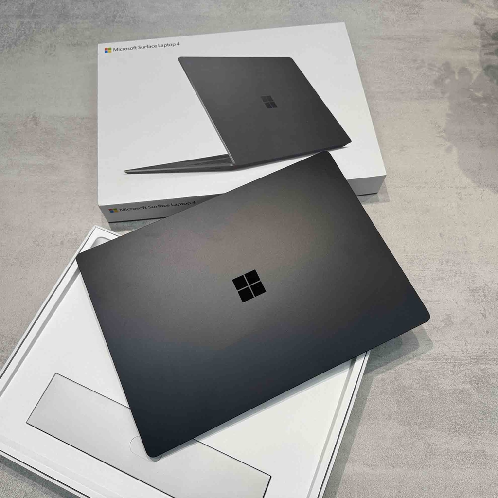 Như Mới【Đã qua sử dụng】Surface Laptop 4 15 inch AMD Ryzen 7-4980U | 8GB | 512GB - Đen |  JapanSport