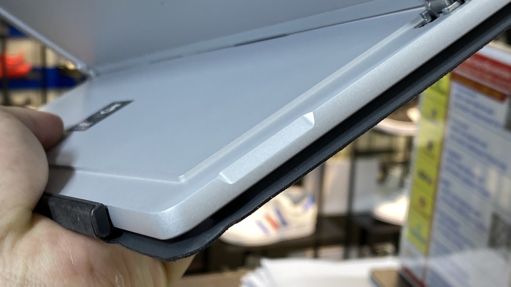 【Đã qua sử dụng】Surface Pro 5 i5-7300U | 8GB | 256GB | LTE - PR5004 - Bạc |  JapanSport