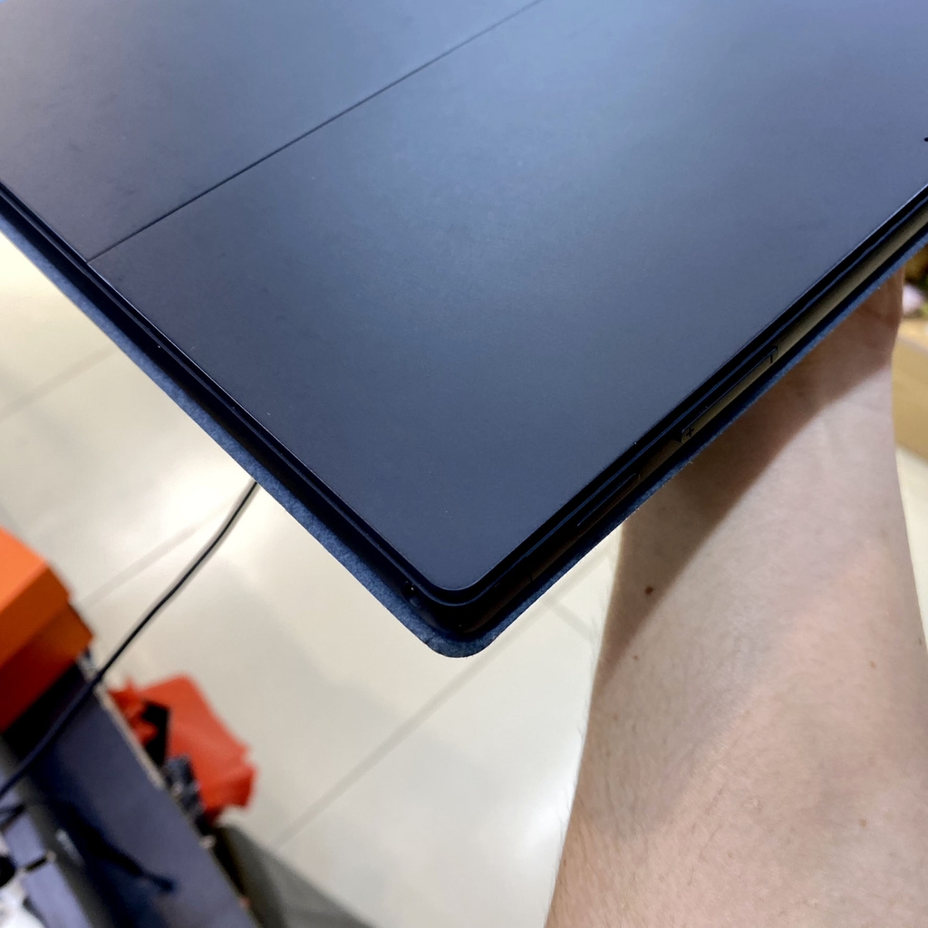 【Đã qua sử dụng】Surface Pro 6 i5-8350U | 8GB | 256GB + Bàn phím - Đen |  JapanSport