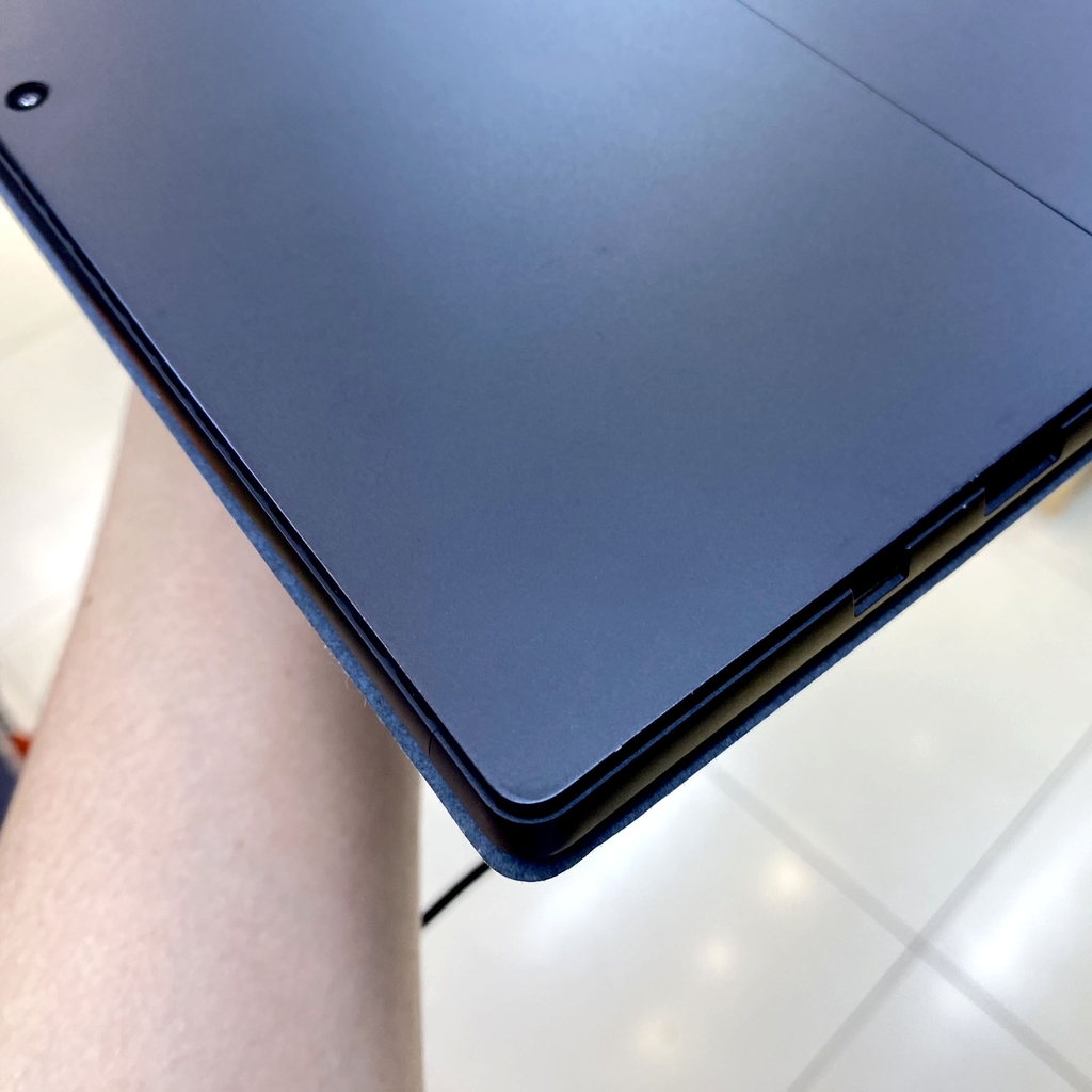 【Đã qua sử dụng】Surface Pro 6 i5-8350U | 8GB | 256GB + Bàn phím - Đen |  JapanSport