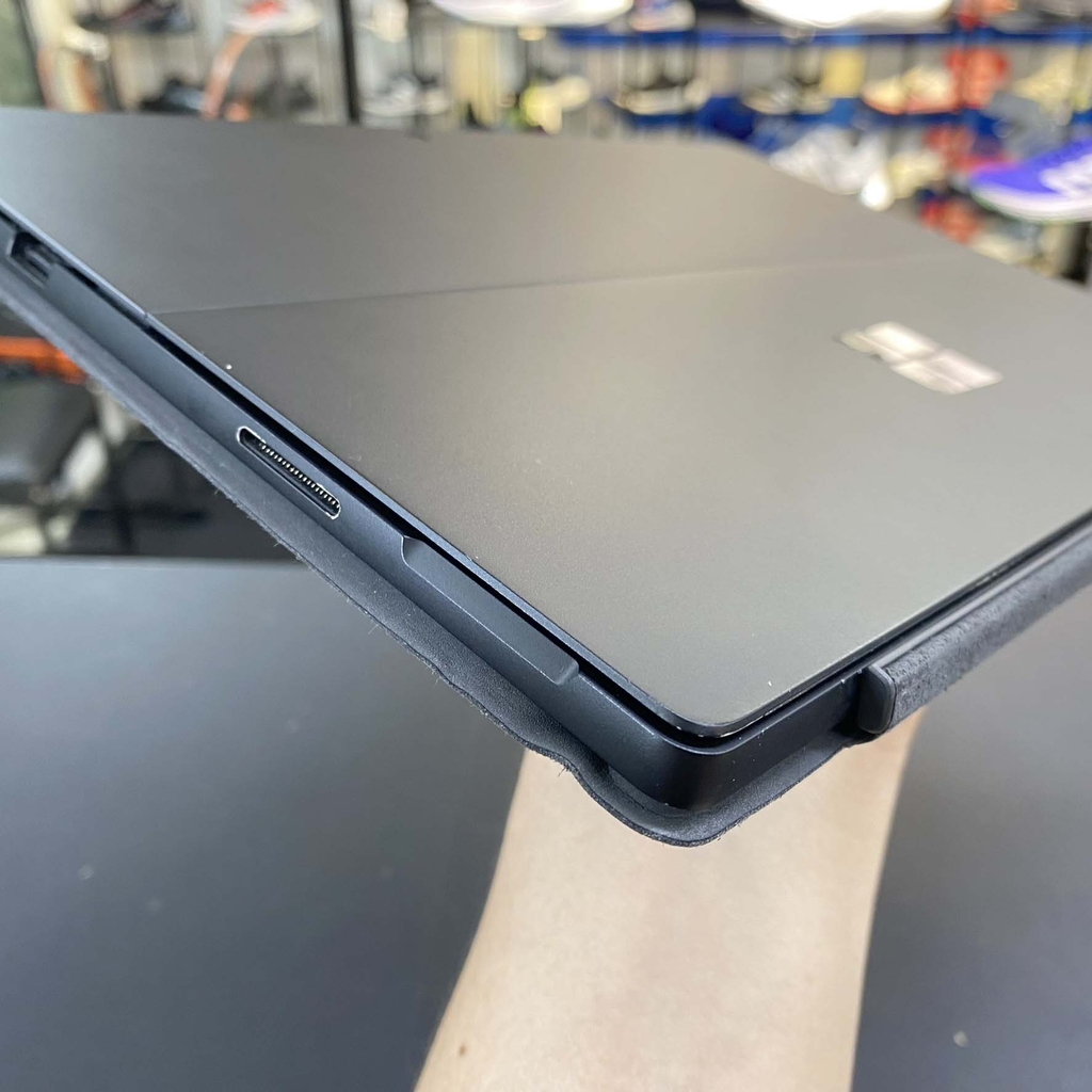 【Đã qua sử dụng】Surface Pro 6 i7-8650U 1.9GHz | 16GB | 512GB | WIFI + Bàn phím - Đen |  JapanSport