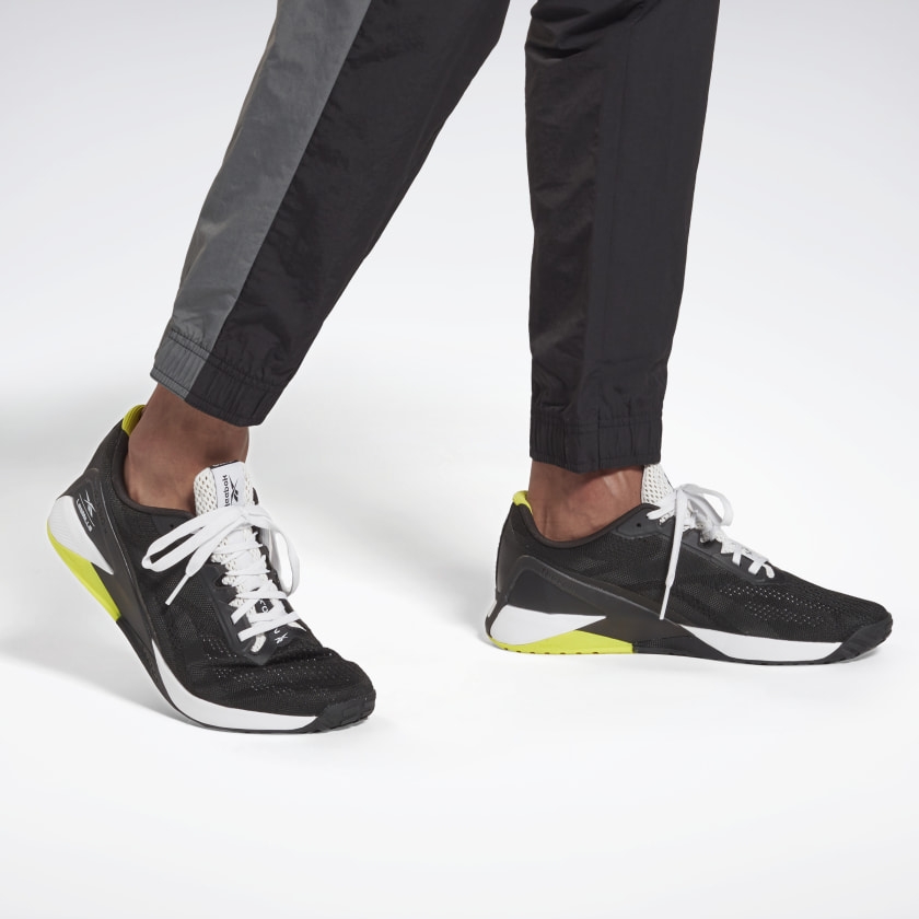 Bộ thể thao Reebok Chính hãng - Techstyle Track Suit - Đen | JapanSport GT5729