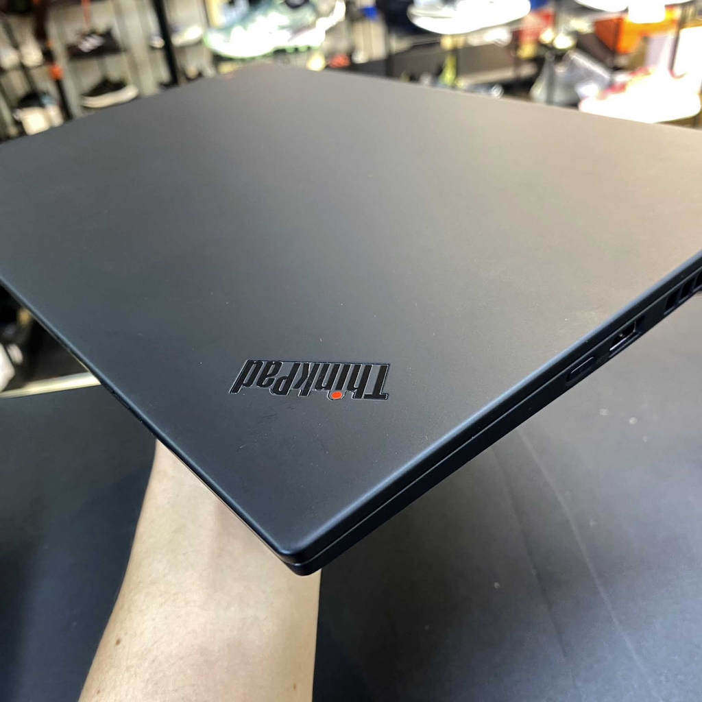 【Đã qua sử dụng】Lenovo ThinkPad X1 Carbon Gen 7 Core i5-8265U 1.6GHz | RAM 8GB | SSD 256GB - Màu đen | JapanSport