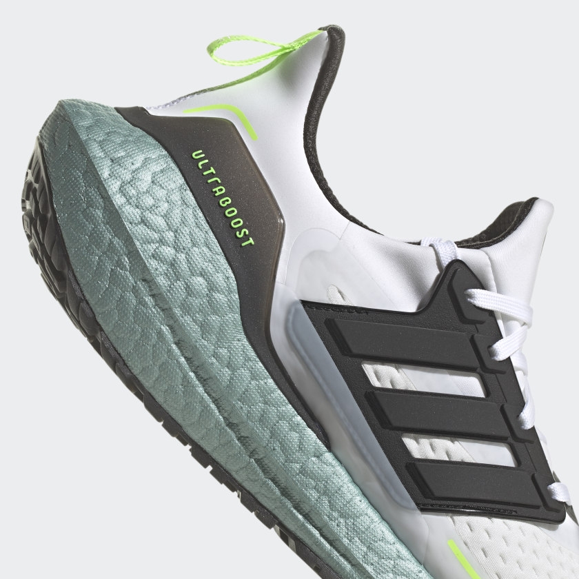 Giày chạy Adidas nam Chính Hãng - ULTRABOOST COLD.RDY - Trắng | JapanSport S23898