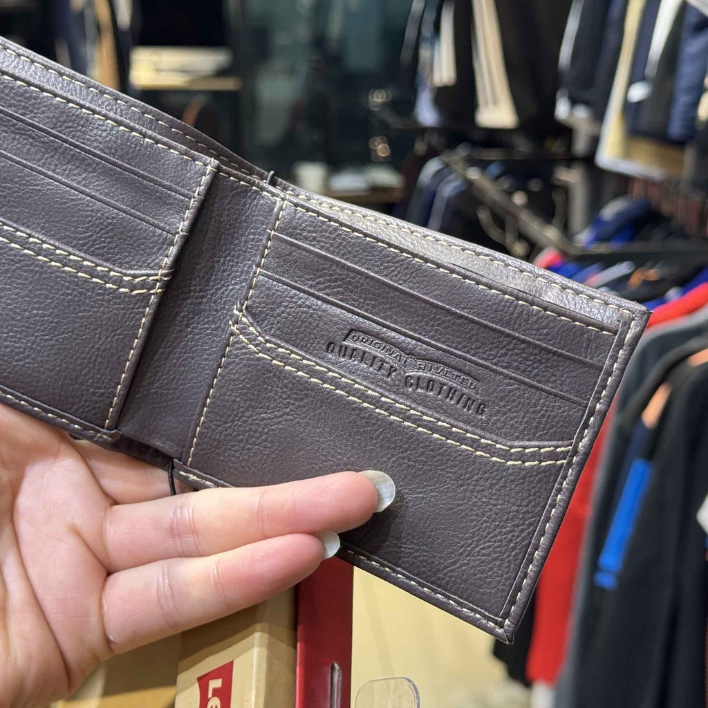 Ví Levi's Chính Hãng - Bifold Passcase Wallet - Màu Nâu | JapanSport 31LV240012