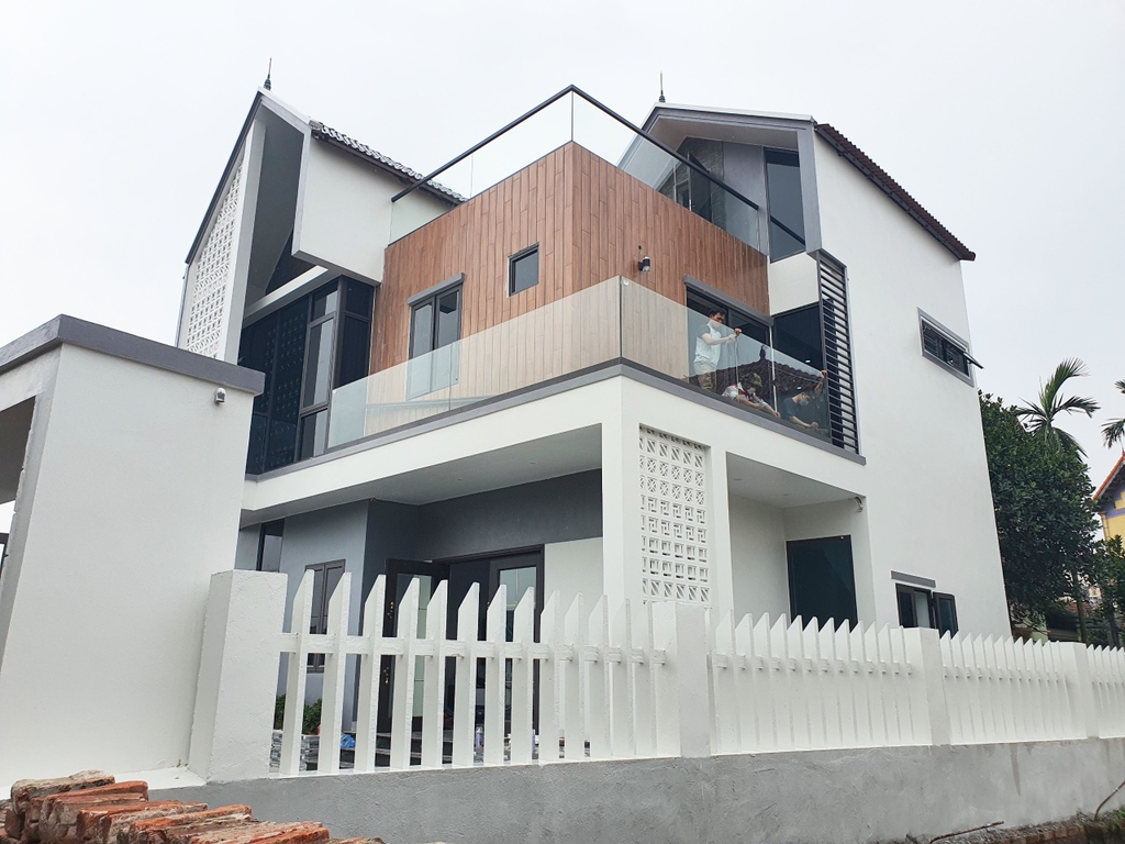 Dự Án dừng vách kính cường lực