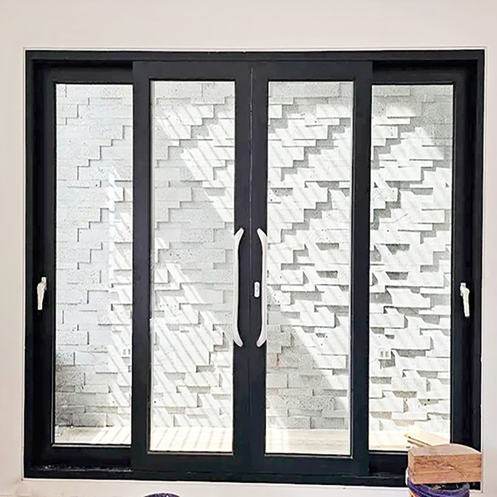 cửa đi cạnh bên nhôm xingfa