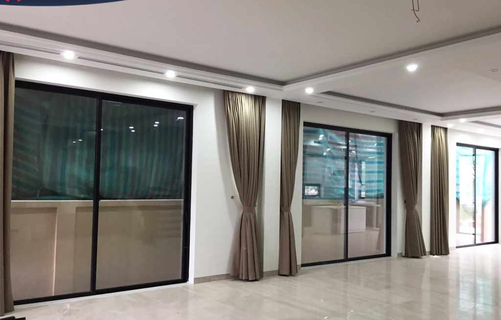 Cửa đi xingfa mở trượt 2 cánh