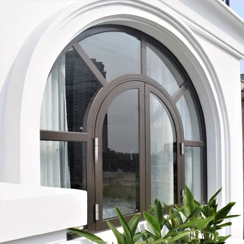 cửa mái vòm villa