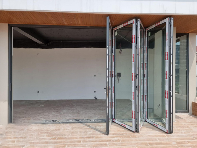 Cửa xếp trượt Xingfa hệ 63