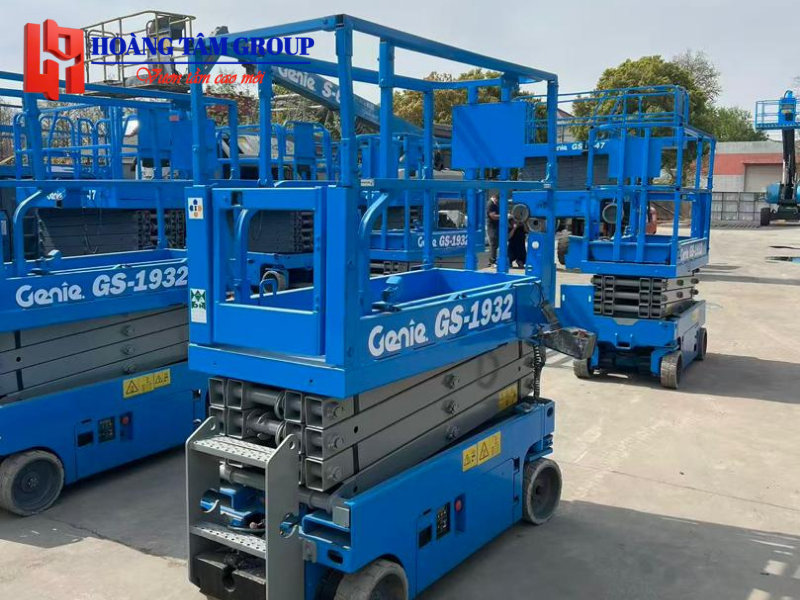 Xe Nâng Người Cắt Kéo GENIE GS-1932 - Chiều Cao Làm Việc 8m - Đời 2018