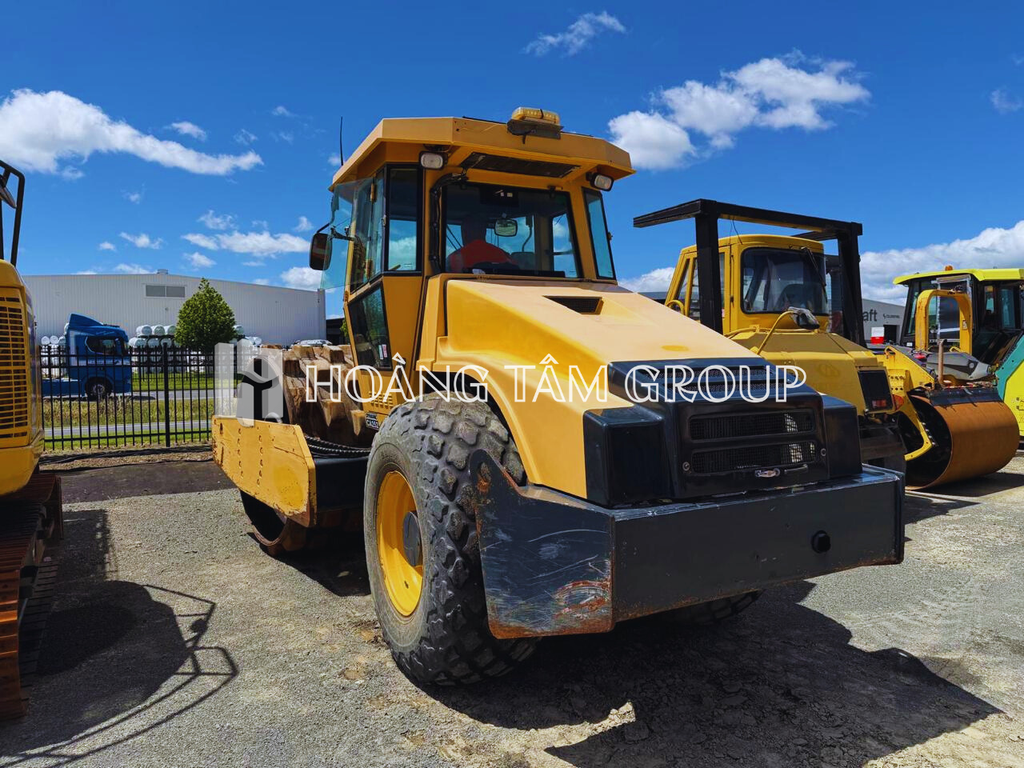 XE LU RUNG DYNAPAC CA252D - ĐỜI 2006 - NHẬP KHẨU ÚC