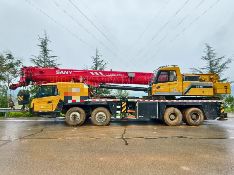 Cẩu Bánh Lốp SANY STC500S - 50 tấn - Đời 2017 - Nhập khẩu Trung Quốc