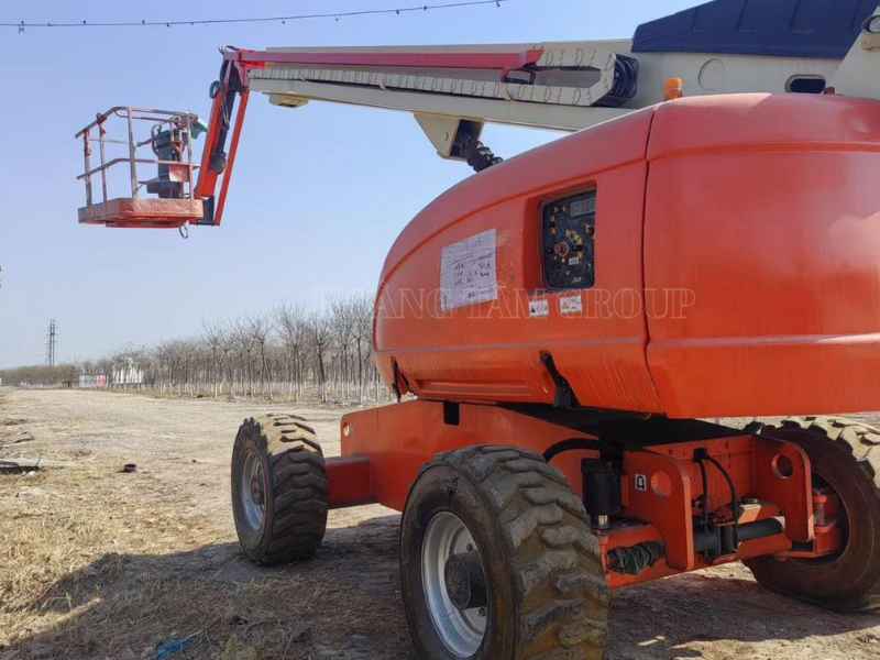 Xe Nâng Người Boom Lift JLG 660 SJ - Chiều Cao Làm Việc 22m - Đời 2007