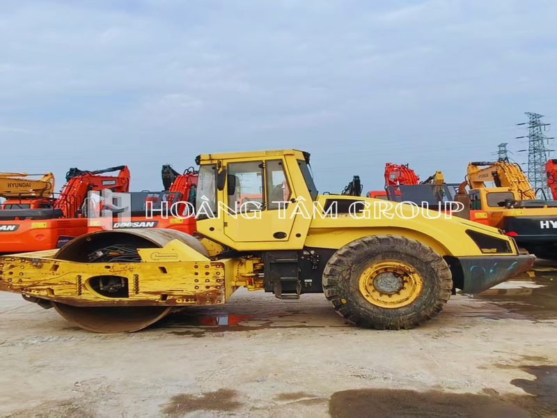 Xe LU RUNG BOMAG BW226DH-4 - ĐỜI 2017 - NHẬP KHẨU TRUNG QUỐC
