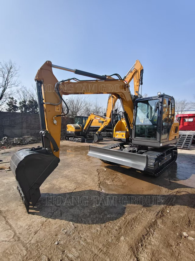 MÁY XÚC BÁNH XÍCH XCMG XE75GA Mới 100%