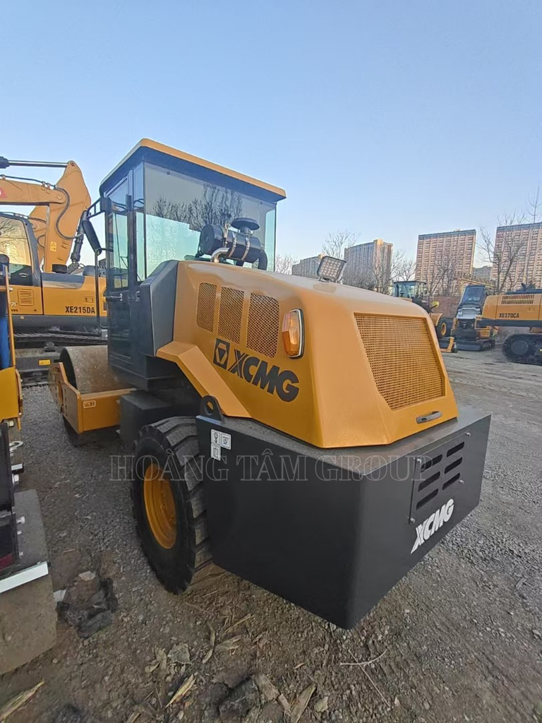 XE LU RUNG 6 Tấn - XCMG XS600J Mới 100%