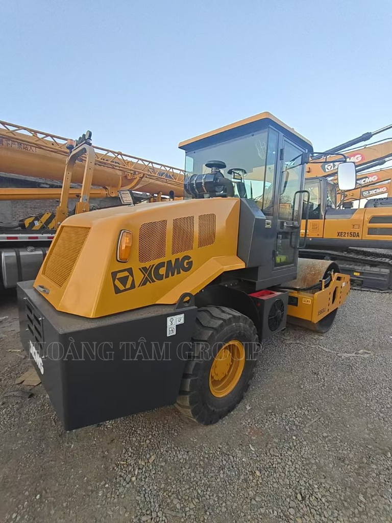 XE LU RUNG 6 Tấn - XCMG XS600J Mới 100%