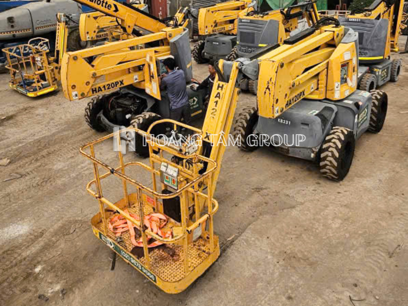 Xe Nâng Người Boom Lift HAULOTTE HA120 PX - Chiều Cao Làm Việc 12,4m - Đời 2011