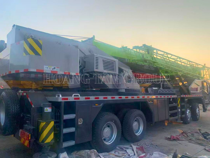 Cẩu Bánh Lốp Zoomlion ZTC500H552 - 50 Tấn - Đời 2019 - Nhập khẩu Trung Quốc