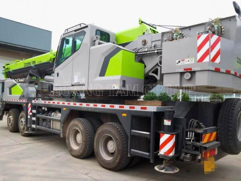 Cẩu Bánh Lốp Zoomlion ZTC500H552 - 50 Tấn - Đời 2019 - Nhập khẩu Trung Quốc