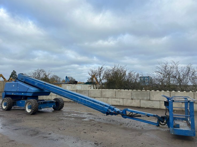 Xe Nâng Người Boom Lift Snorkel SB85 - Chiều cao làm việc 28m - Đời 2008