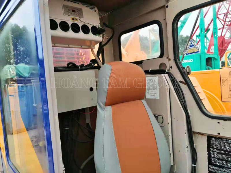 Cẩu Bánh Xích Kobelco 7055 - 55 TẤN - Đời 2014 - Nhập khẩu Nhật bản