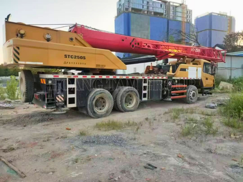 Cẩu Bánh Lốp Sany STC250S - 25 tấn - Đời 2019 - Nhập khẩu Trung Quốc