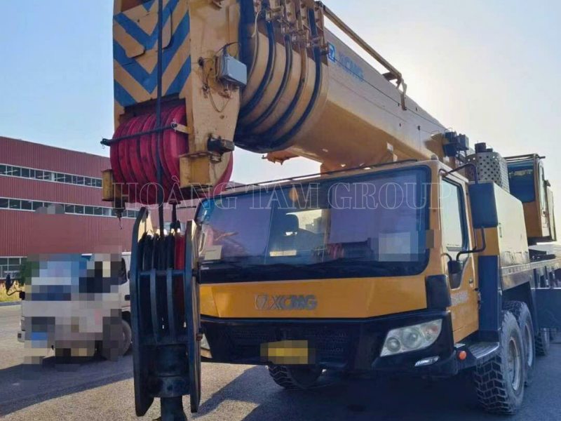 Cẩu Bánh Lốp XCMG QY130K - 130 Tấn - Đời 2013 - Nhập khẩu Trung Quốc