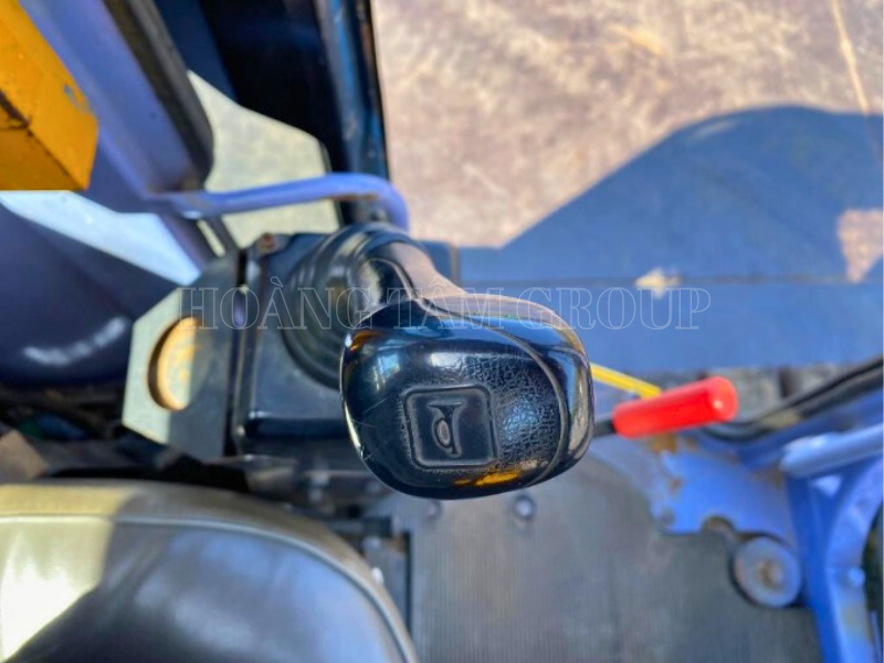 Cẩu Mini Komatsu LC755-3 - 4.9 Tấn - Đời 2019 - Nhập khẩu Nhật Bản