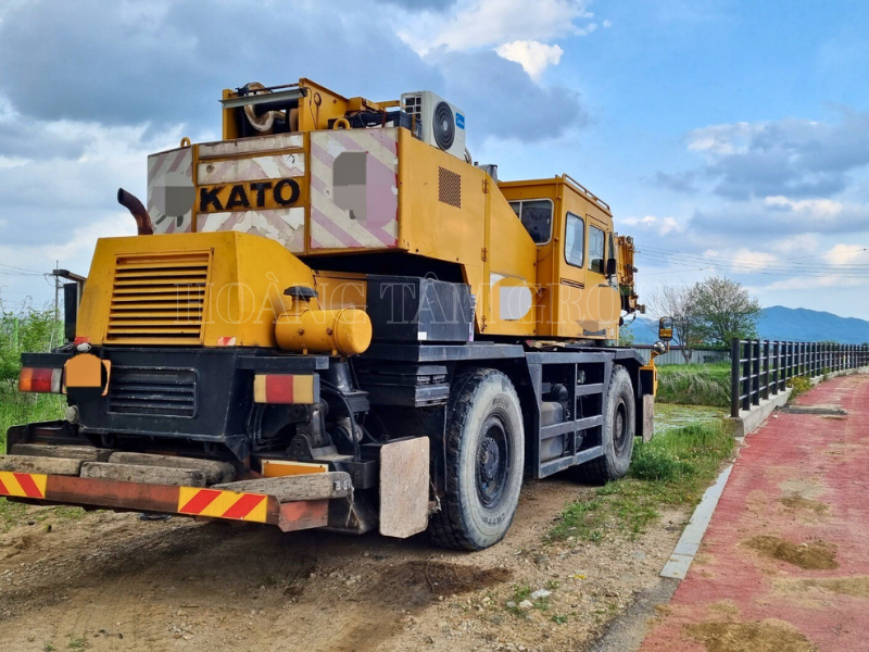 Cẩu Kato KR-35H-III – 35 Tấn - Đời 1993 - Nhập hhẩu Hàn Quốc