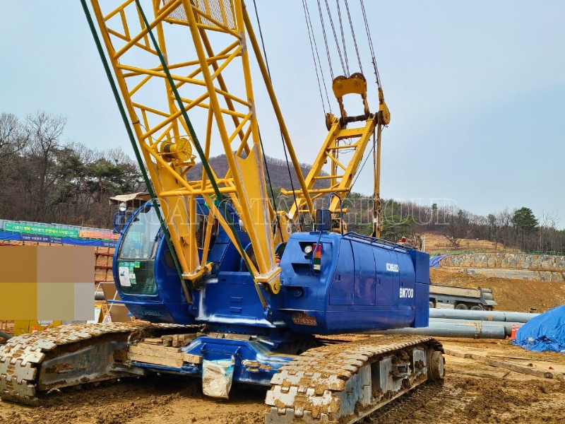 Cẩu Bánh Xích Kobelco BM700 – 65 Tấn - Đời 1997 - Nhập khẩu Hàn Quốc