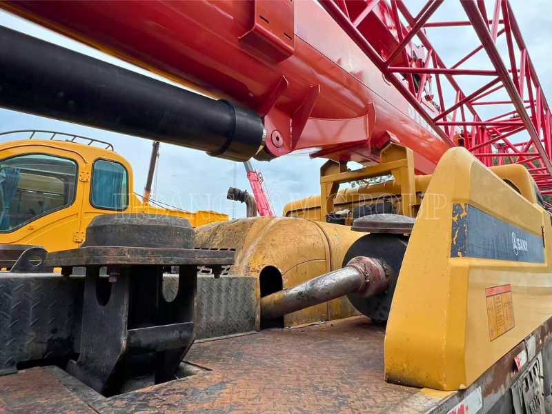 Cẩu Bánh Lốp SANY STC750 – 75 Tấn - Đời 2013 - Nhập khẩu Trung Quốc