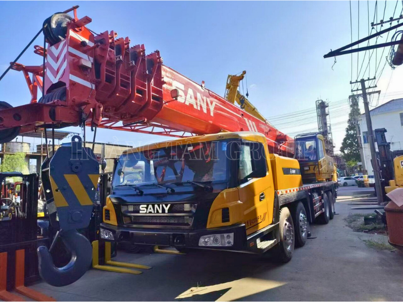 Cẩu Bánh Lốp Sany STC550T6 - 55 Tấn - Đời 1019 - Nhập khẩu Trung Quốc