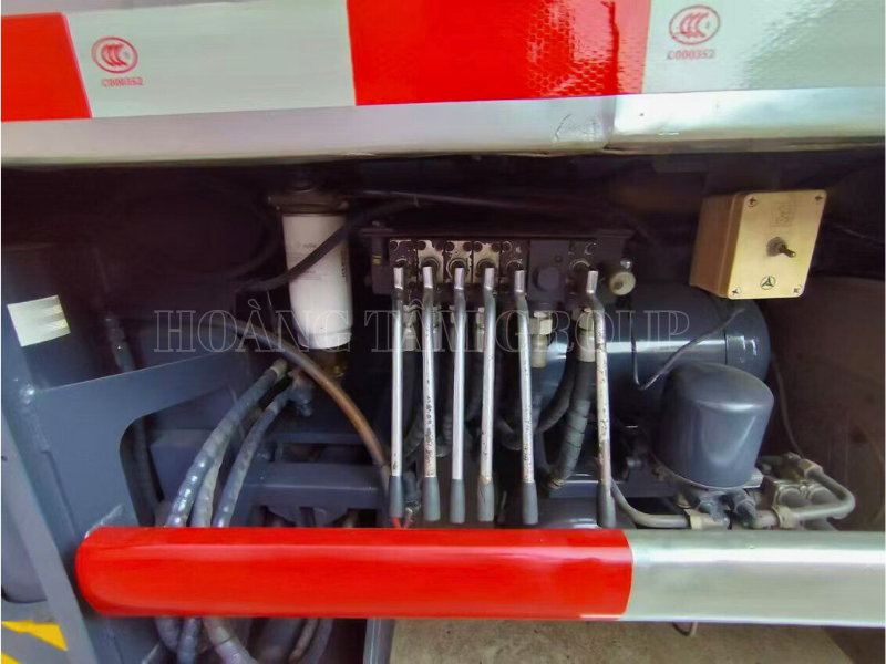 Cẩu Bánh Lốp Sany STC550T6 - 55 Tấn - Đời 1019 - Nhập khẩu Trung Quốc