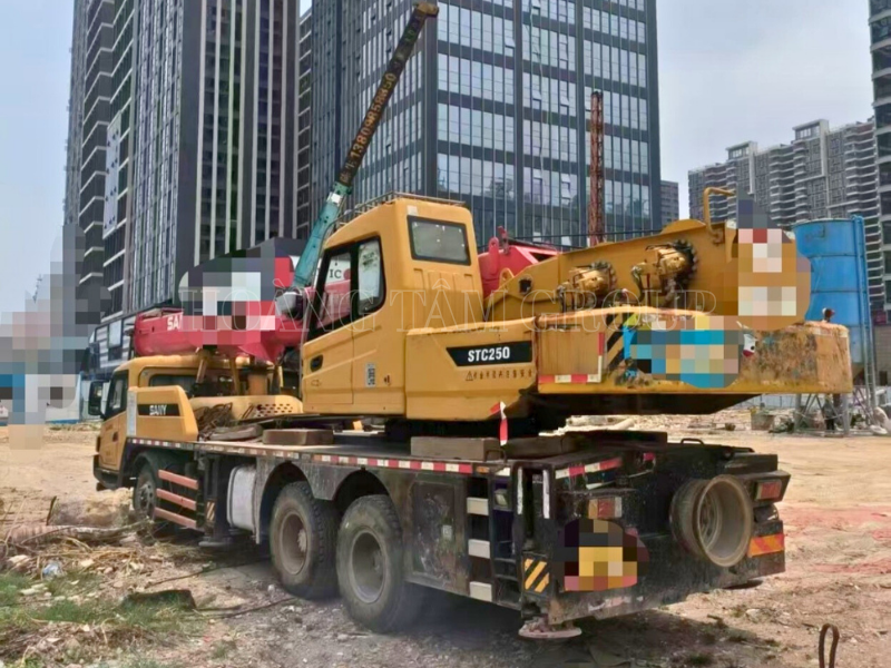 Cẩu Bánh Lốp Sany STC250 - 25 Tấn - Đời 2019 - Nhập khẩu Trung Quốc