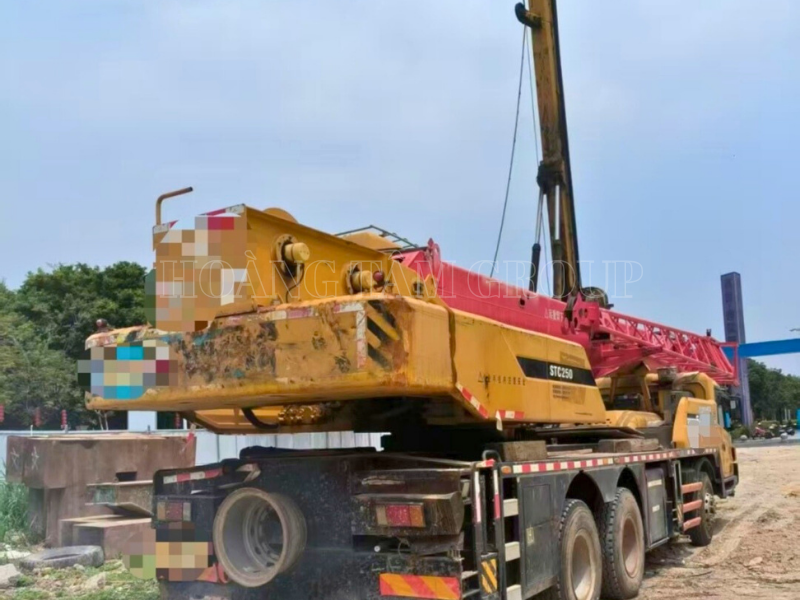 Cẩu Bánh Lốp Sany STC250 - 25 Tấn - Đời 2019 - Nhập khẩu Trung Quốc