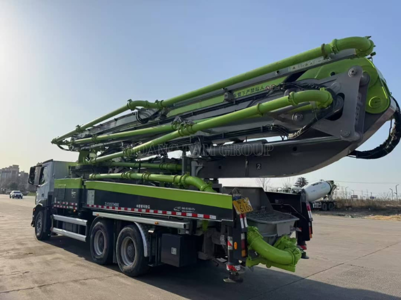 XE BƠM BÊ TÔNG 50 MÉT - Đời 2021 - Trung Quốc