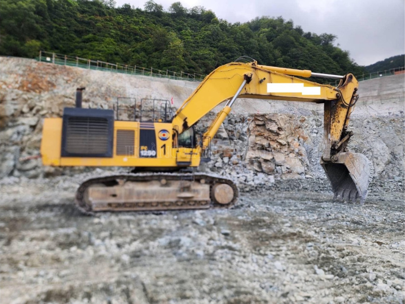 SIÊU MÁY XÚC ĐÀO BÁNH XÍCH KOMATSU PC1250-8 - NHẬP NHẬT BẢN