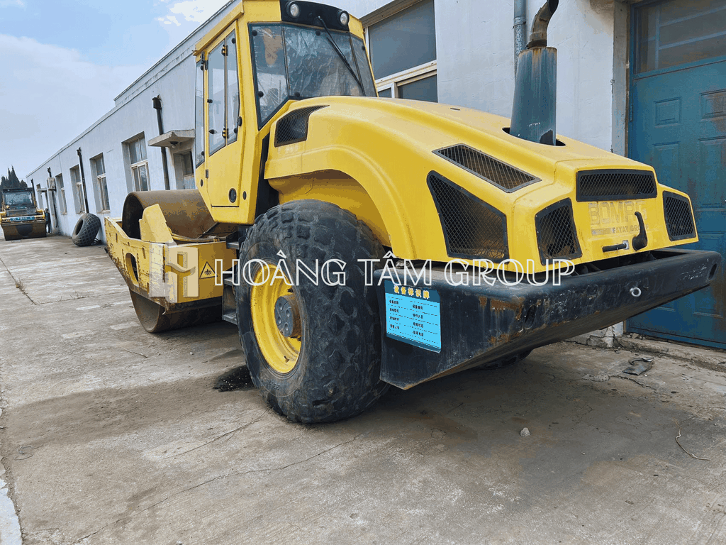 XE LU BOMAG BW219D-4 - ĐỜI 2011 - NHẬP KHẨU ĐỨC